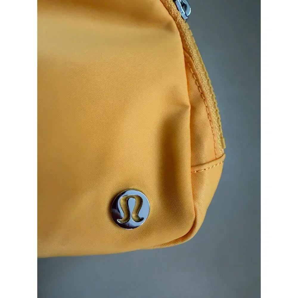 Lululemon bright bold